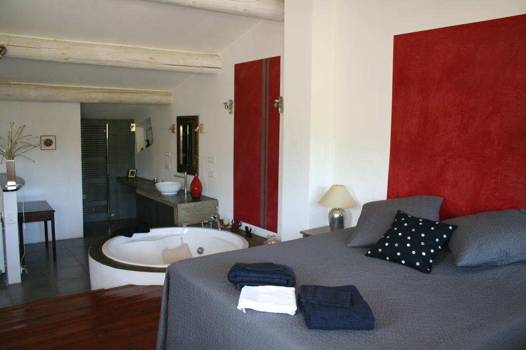 La Salamandre Bleue Villa Chantemerle-lès-Grignan Kamer foto
